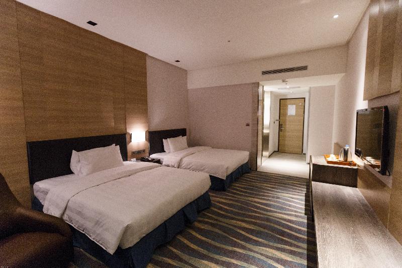City Suites - Kaohsiung Chenai Εξωτερικό φωτογραφία